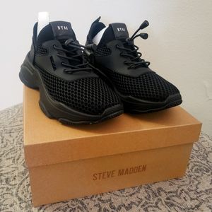 Steve Madden Running Shoes